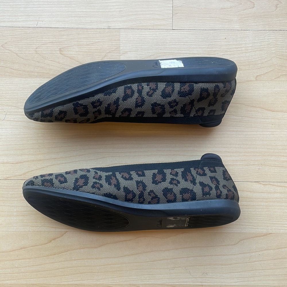 Clarks - Womens Flat - image 2